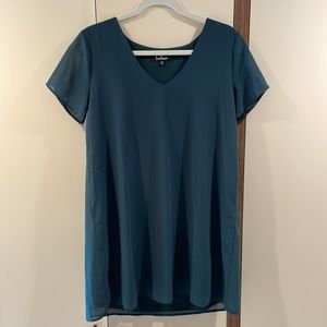 NWT Lulu’s emerald green v neck shift dress